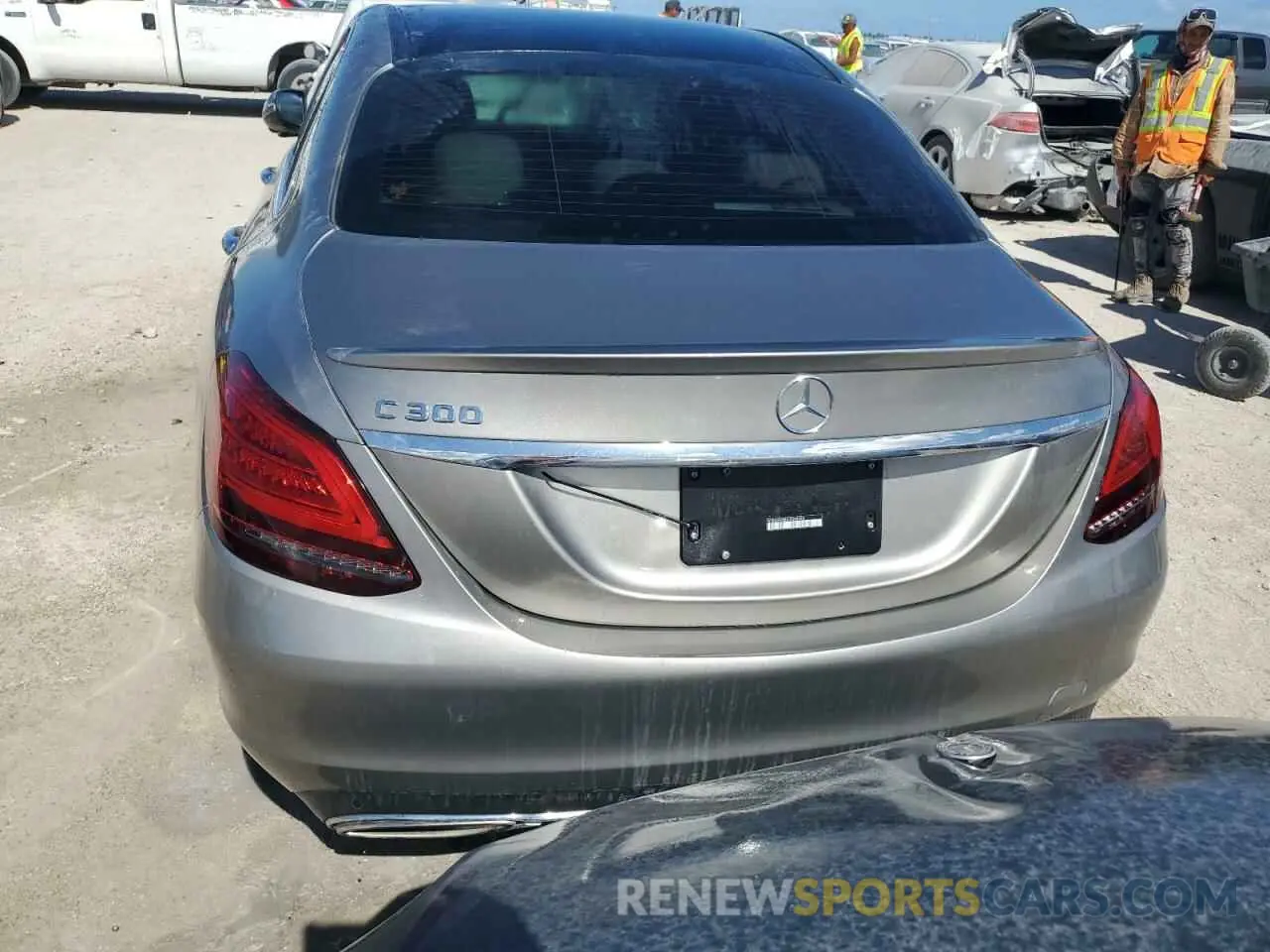 6 fotografías del automóvil dañado W1KWF8DB3LR594544 MERCEDES-BENZ C-CLASS 2020
