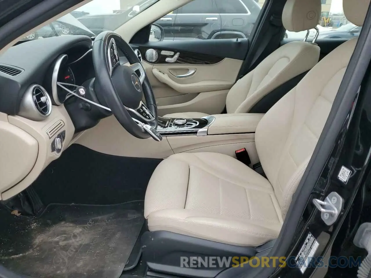 7 fotografías del automóvil dañado W1KWF8DB4LR570902 MERCEDES-BENZ C-CLASS 2020