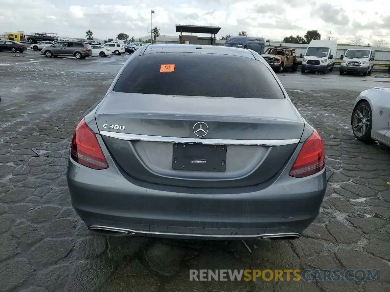 6 fotografías del automóvil dañado W1KWF8DB5LR599664 MERCEDES-BENZ C-CLASS 2020