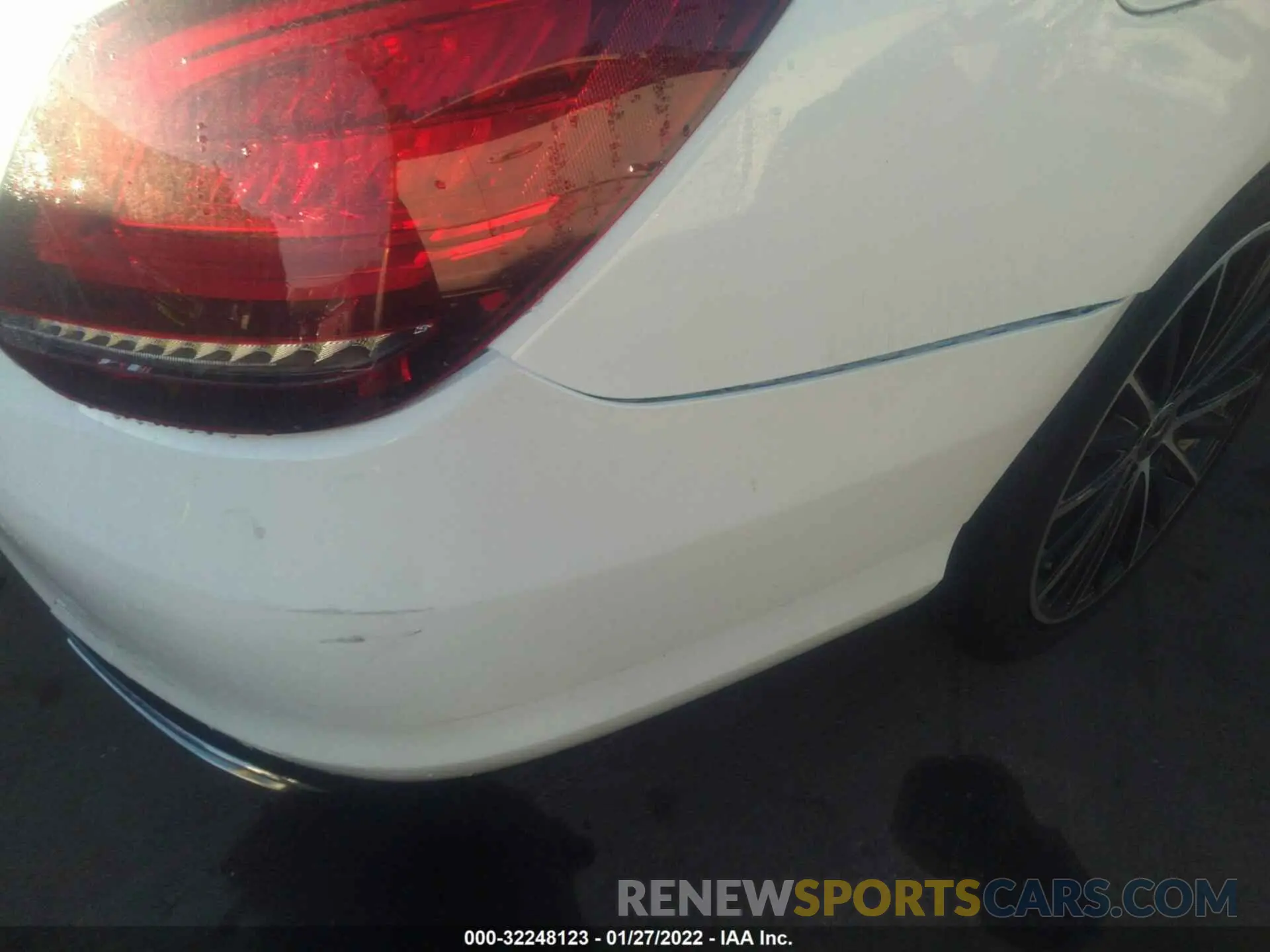 6 fotografías del automóvil dañado W1KWF8DB7LR582865 MERCEDES-BENZ C-CLASS 2020