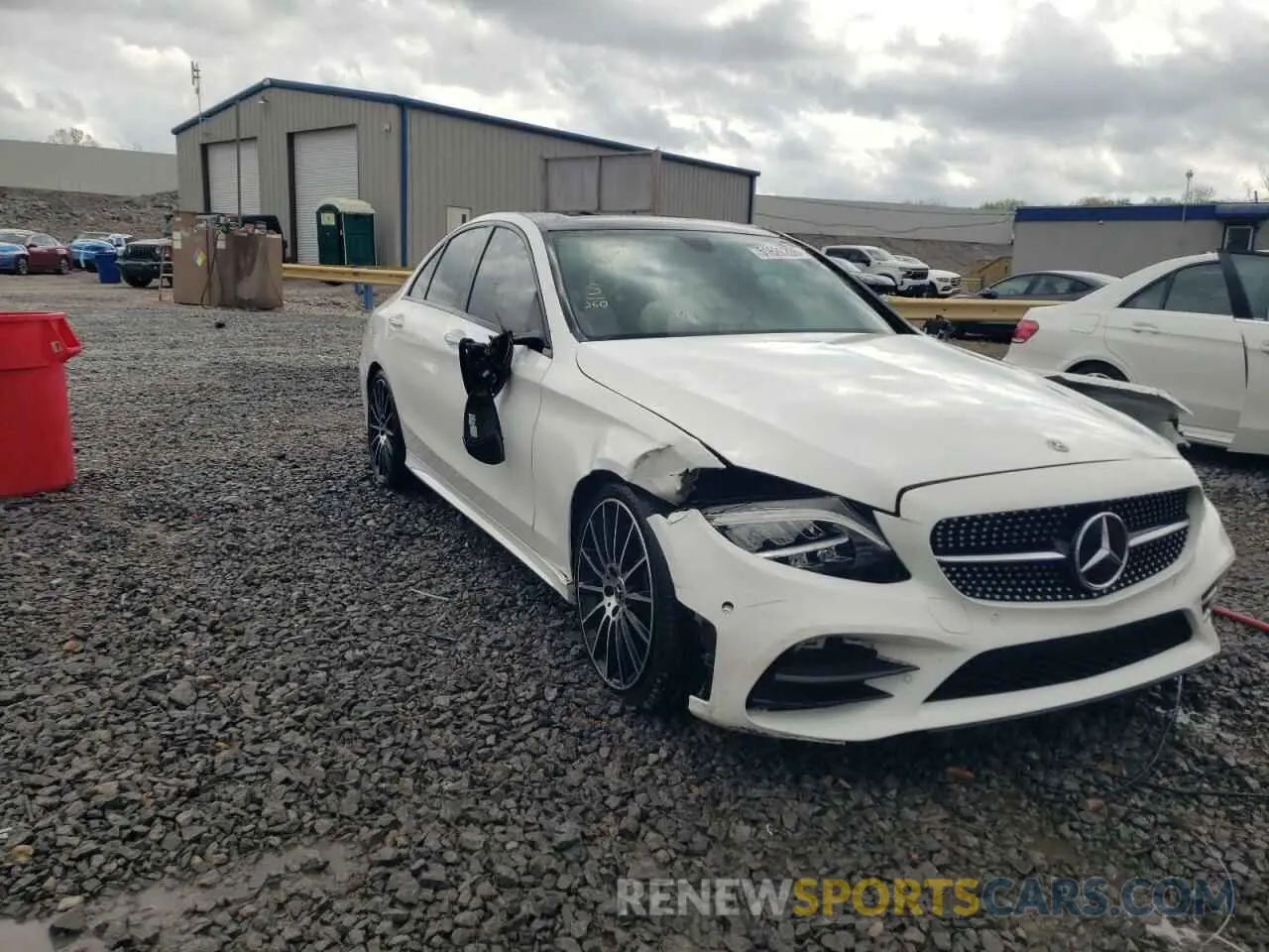 4 fotografías del automóvil dañado W1KWF8DB7LR591162 MERCEDES-BENZ C-CLASS 2020