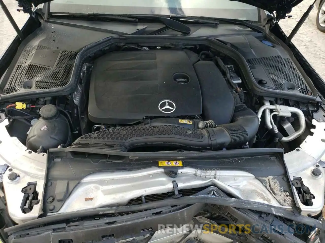 7 fotografías del automóvil dañado W1KWF8DBXLR584786 MERCEDES-BENZ C-CLASS 2020