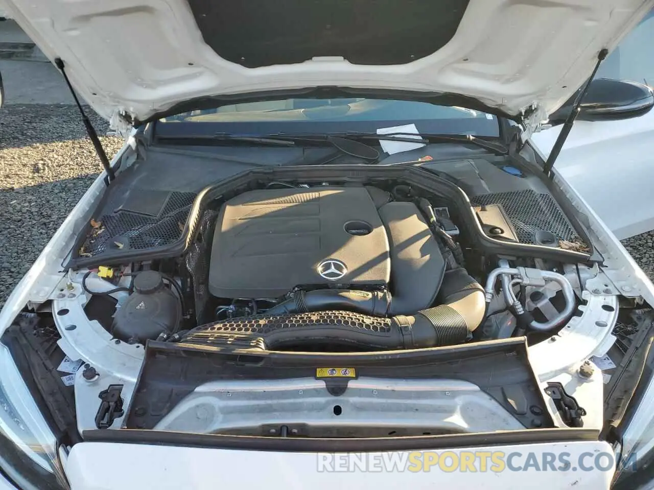 11 fotografías del automóvil dañado W1KWF8EB1LR594900 MERCEDES-BENZ C-CLASS 2020