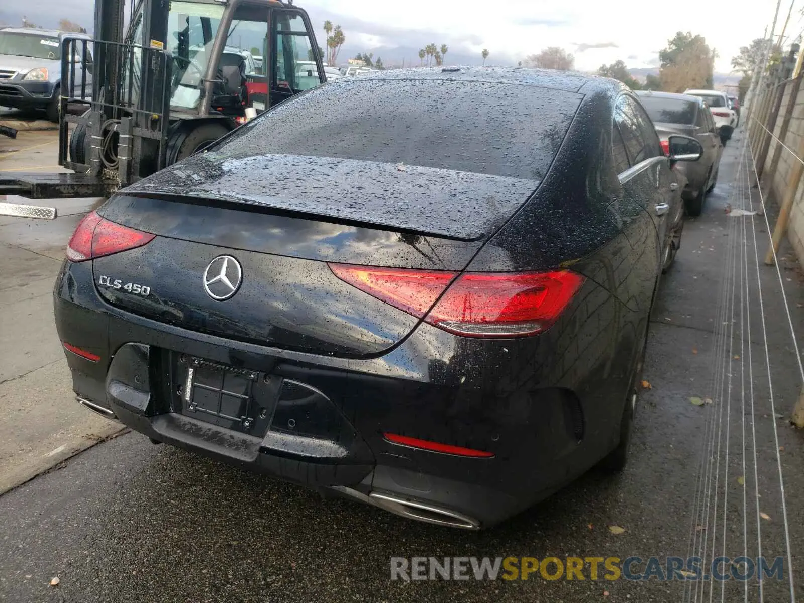 4 fotografías del automóvil dañado WDD2J5JB0LA051957 MERCEDES-BENZ C CLASS 2020