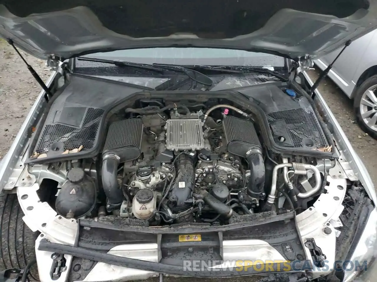 11 fotografías del automóvil dañado WDDWF6EB1LR562596 MERCEDES-BENZ C-CLASS 2020