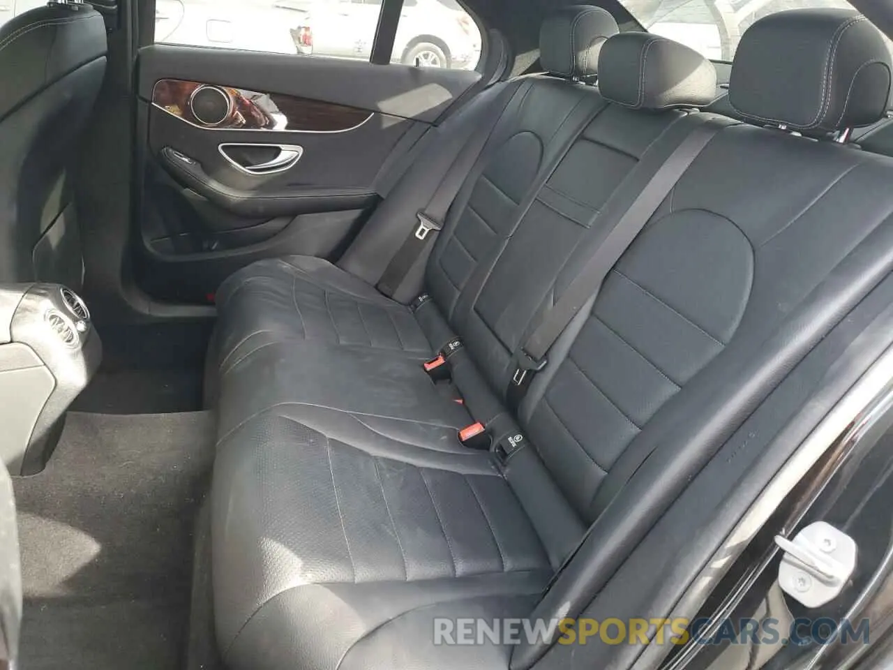 10 fotografías del automóvil dañado WDDWF8DB2LR563401 MERCEDES-BENZ C-CLASS 2020