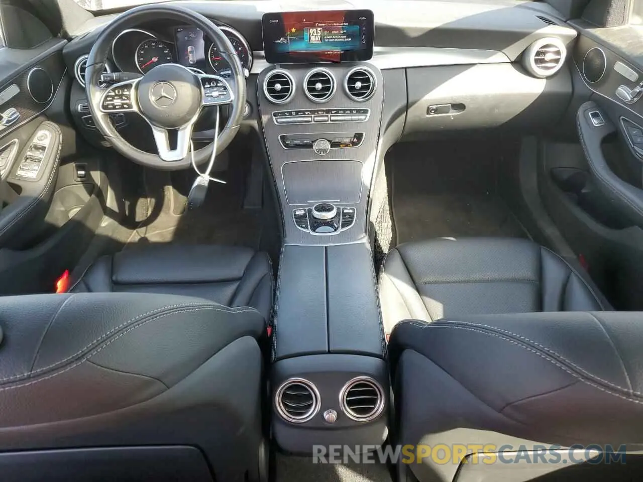 8 fotografías del automóvil dañado WDDWF8DB3LR561527 MERCEDES-BENZ C-CLASS 2020
