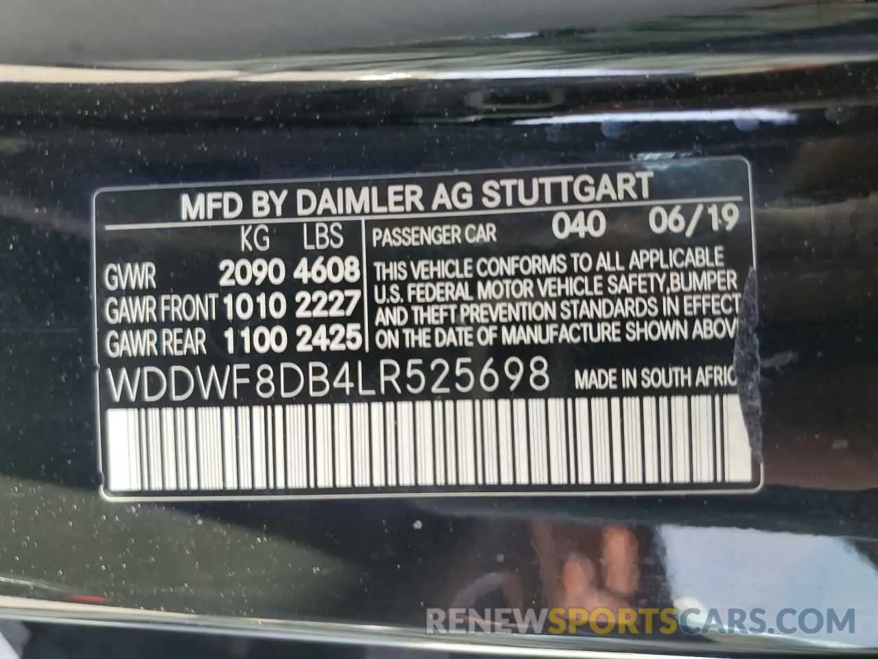 12 fotografías del automóvil dañado WDDWF8DB4LR525698 MERCEDES-BENZ C-CLASS 2020