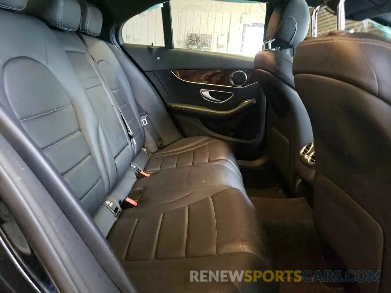 6 fotografías del automóvil dañado WDDWF8DB5LR540291 MERCEDES-BENZ C-CLASS 2020