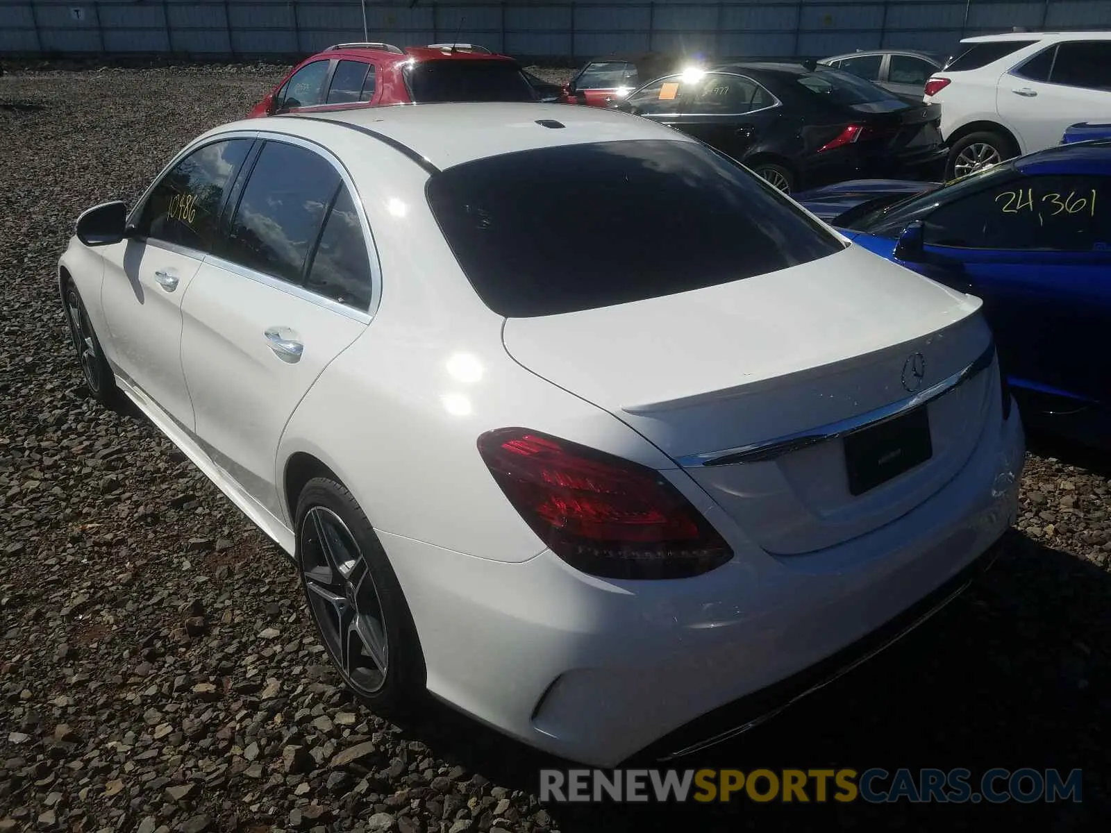 3 fotografías del automóvil dañado WDDWF8EB1LR545583 MERCEDES-BENZ C CLASS 2020