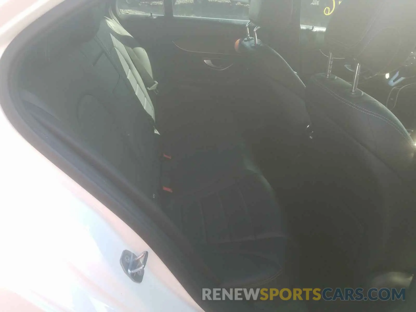 6 fotografías del automóvil dañado WDDWF8EB1LR545583 MERCEDES-BENZ C CLASS 2020