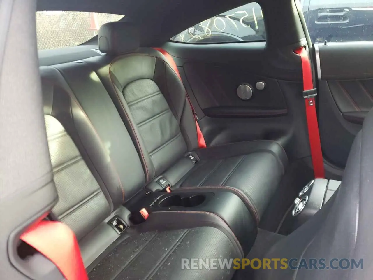 6 fotografías del automóvil dañado WDDWJ6EBXLF959028 MERCEDES-BENZ C-CLASS 2020