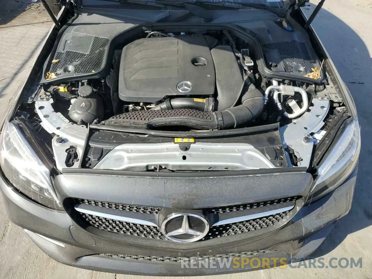11 fotografías del automóvil dañado WDDWJ8DB1LF964986 MERCEDES-BENZ C-CLASS 2020