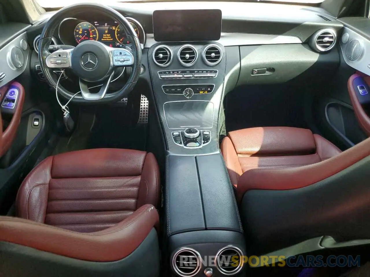 8 fotografías del automóvil dañado WDDWJ8DB2LF955262 MERCEDES-BENZ C-CLASS 2020