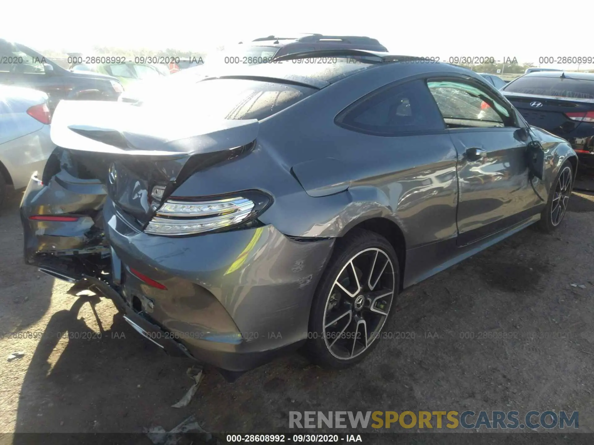 4 fotografías del automóvil dañado WDDWJ8DBXLF951475 MERCEDES-BENZ C-CLASS 2020