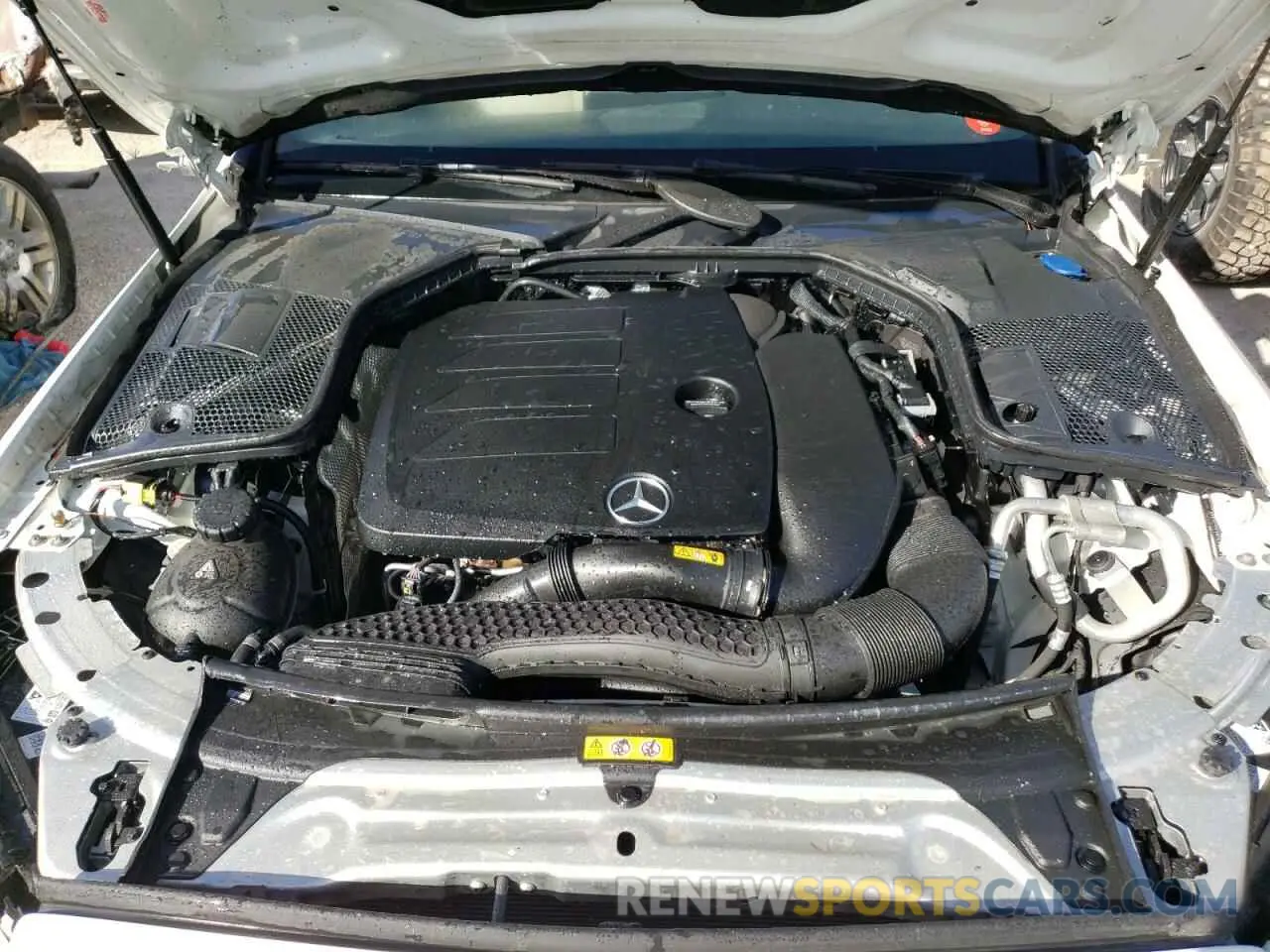 7 fotografías del automóvil dañado WDDWK8DB8LF937023 MERCEDES-BENZ C-CLASS 2020