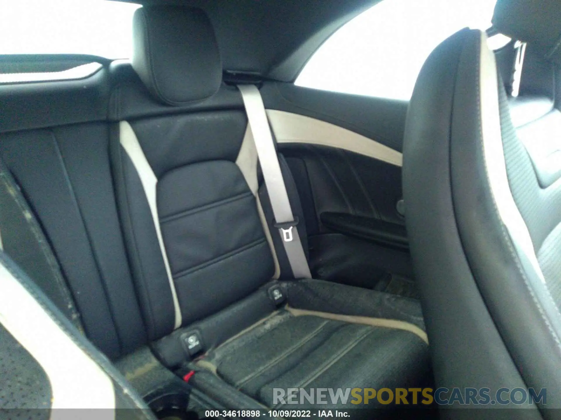 8 fotografías del automóvil dañado WDDWK8HBXLF940998 MERCEDES-BENZ C-CLASS 2020