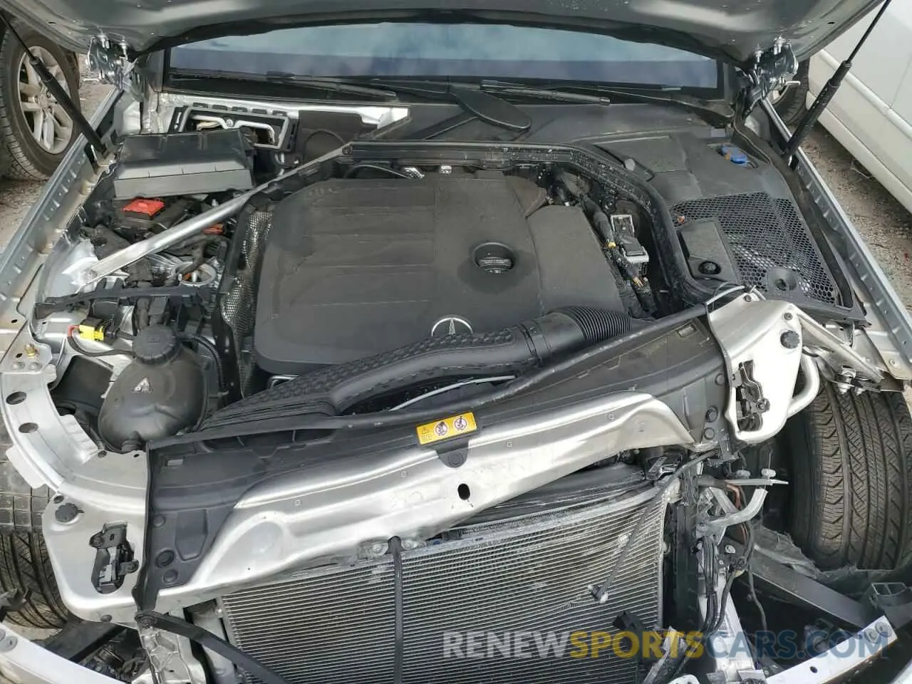 7 fotografías del automóvil dañado W1KWF8DB1MR633651 MERCEDES-BENZ C-CLASS 2021