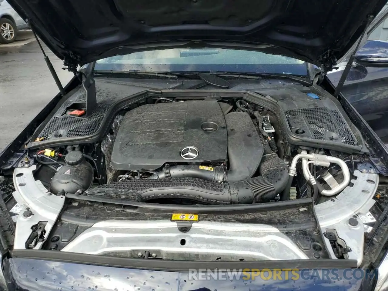 11 fotografías del automóvil dañado W1KWF8DB5MR632714 MERCEDES-BENZ C-CLASS 2021