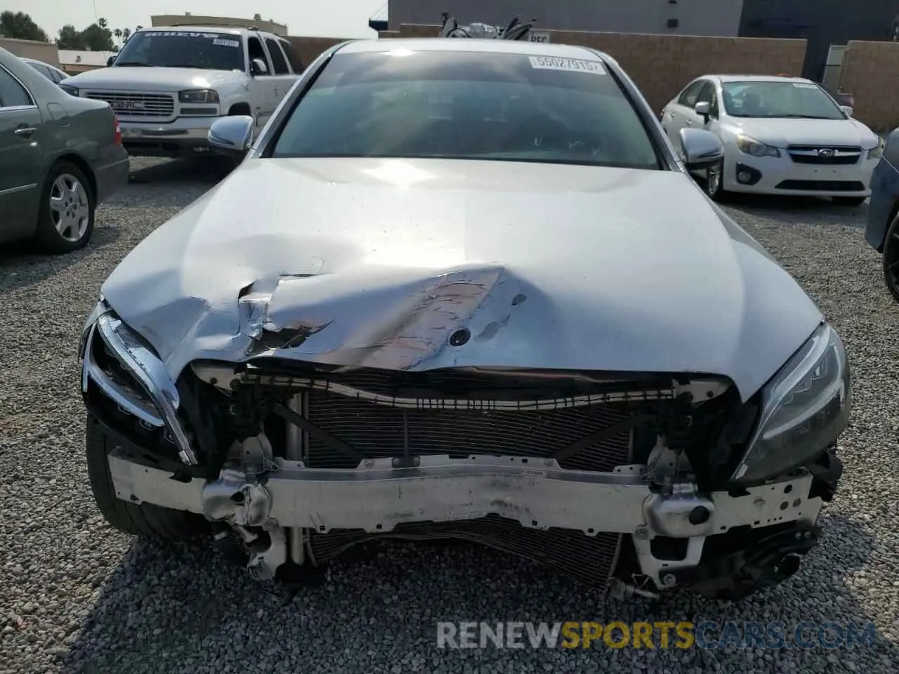 5 fotografías del automóvil dañado W1KWF8DB8MR638345 MERCEDES-BENZ C-CLASS 2021