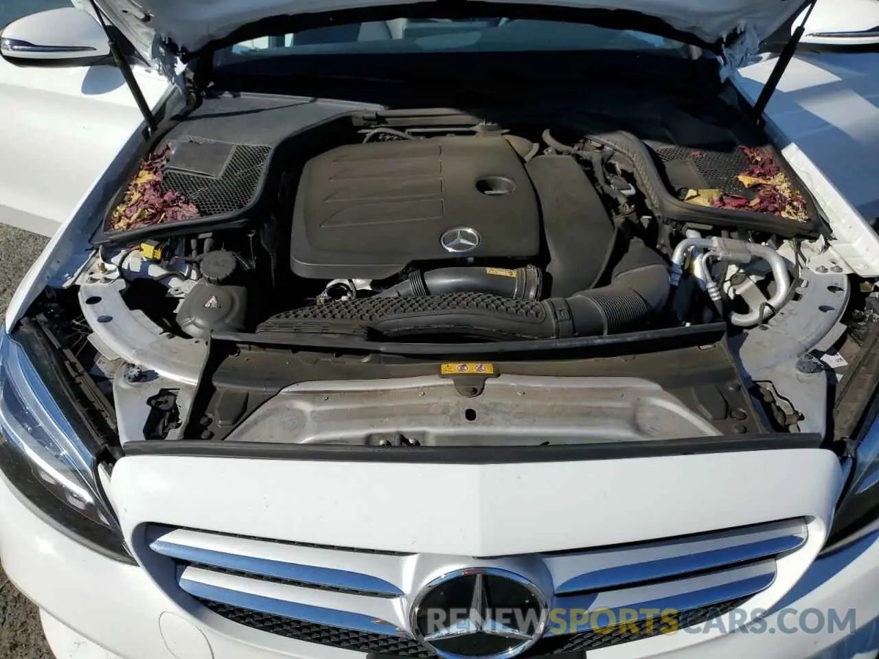 11 fotografías del automóvil dañado W1KWF8DBXMR612779 MERCEDES-BENZ C-CLASS 2021