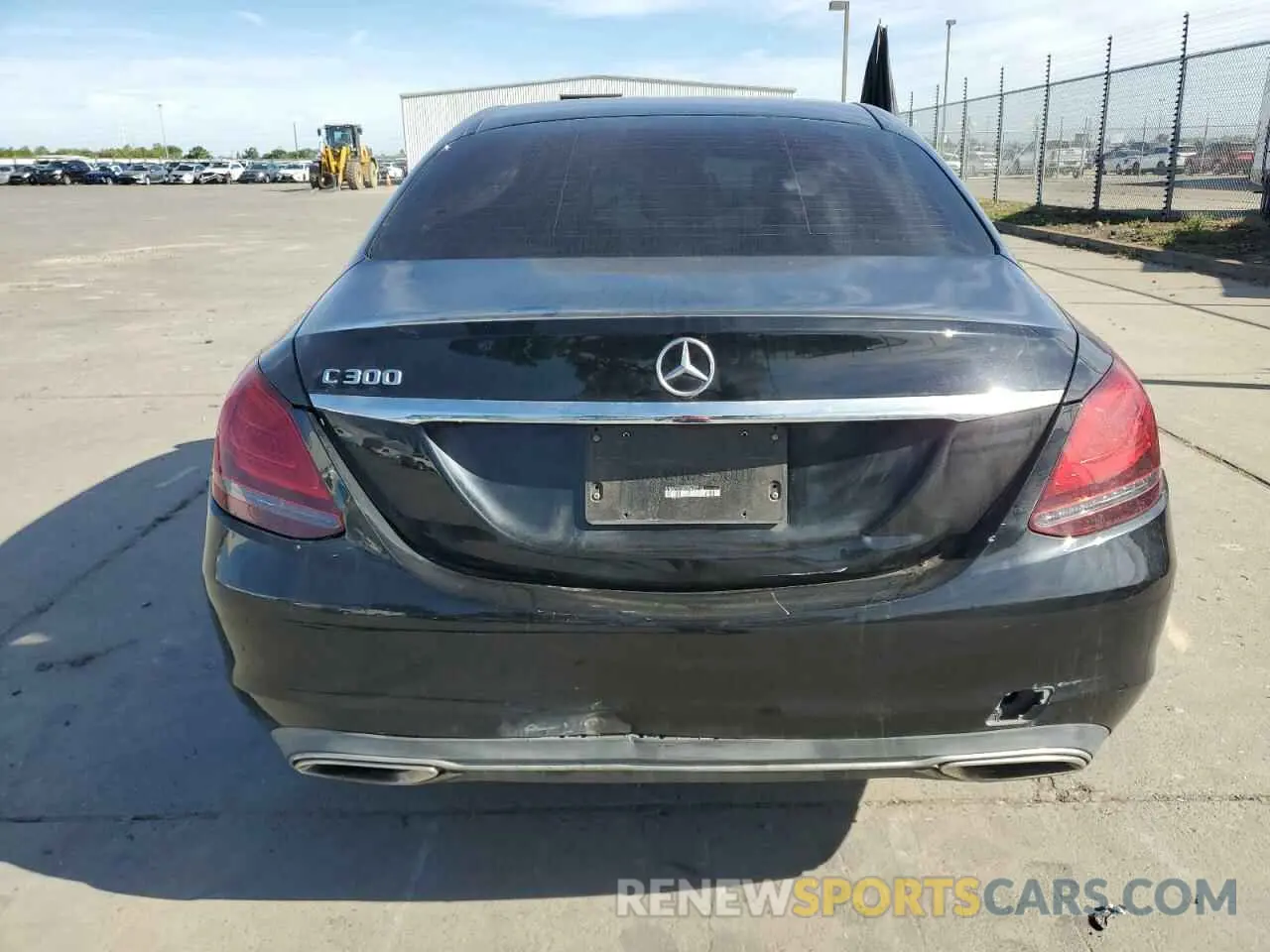 6 fotografías del automóvil dañado W1KWF8DBXMR629713 MERCEDES-BENZ C-CLASS 2021