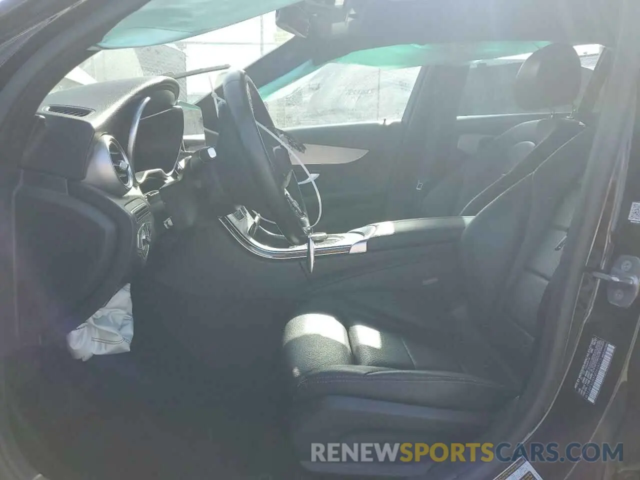 7 fotografías del automóvil dañado W1KWF8DBXMR629713 MERCEDES-BENZ C-CLASS 2021