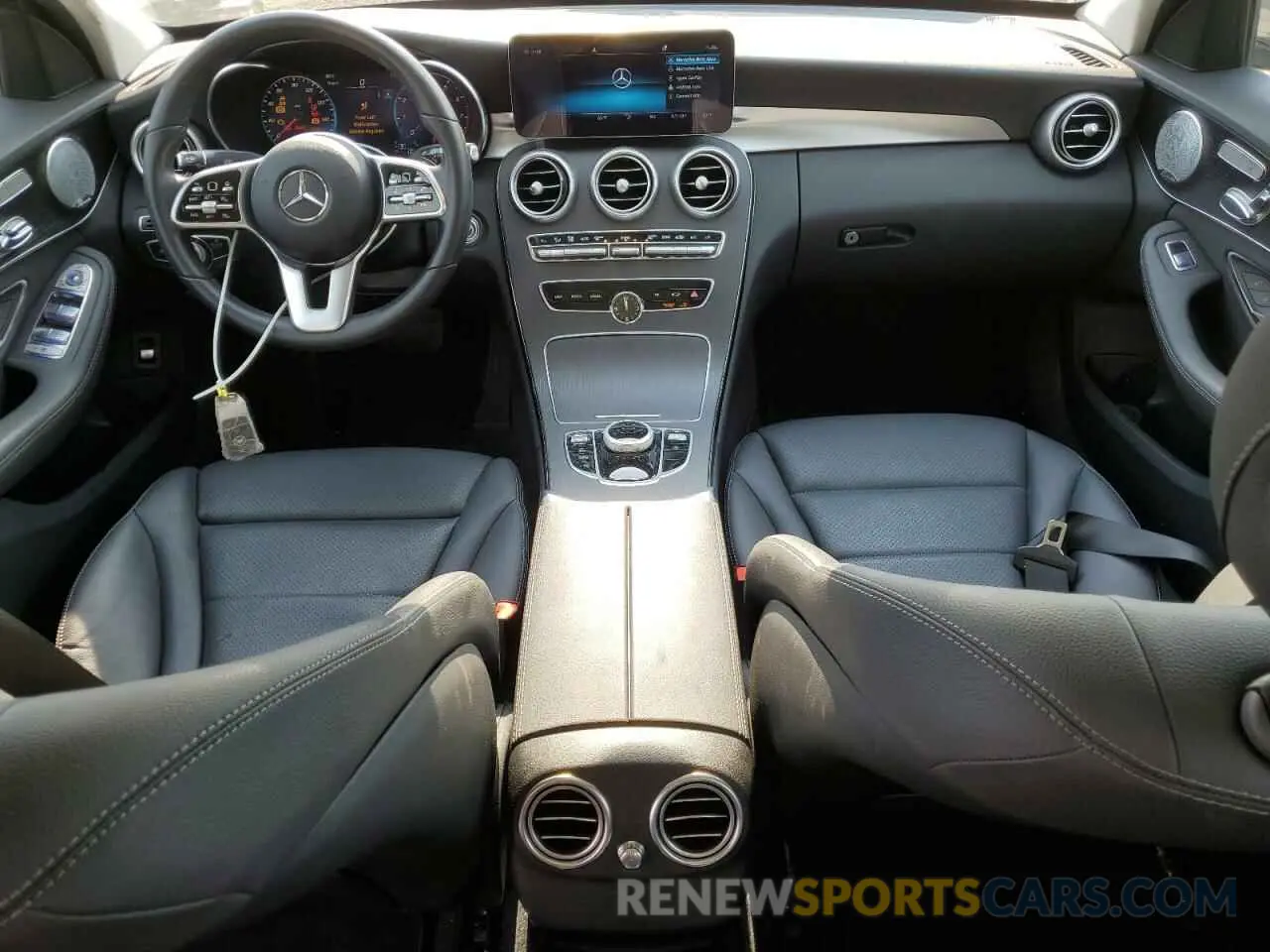 8 fotografías del automóvil dañado W1KWF8DBXMR638766 MERCEDES-BENZ C-CLASS 2021