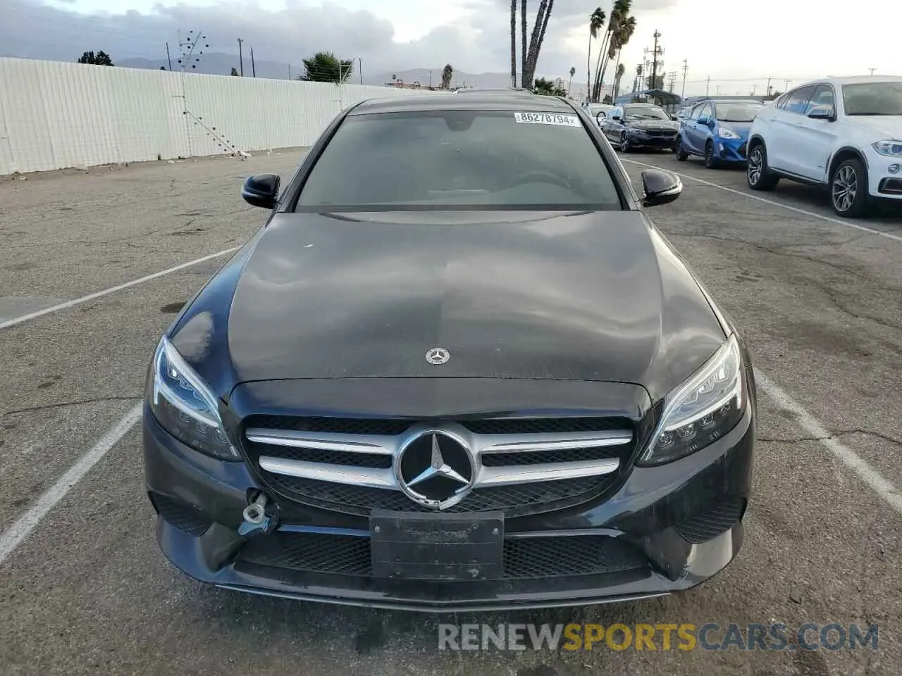 5 fotografías del automóvil dañado W1KWF8DBXMR644146 MERCEDES-BENZ C-CLASS 2021