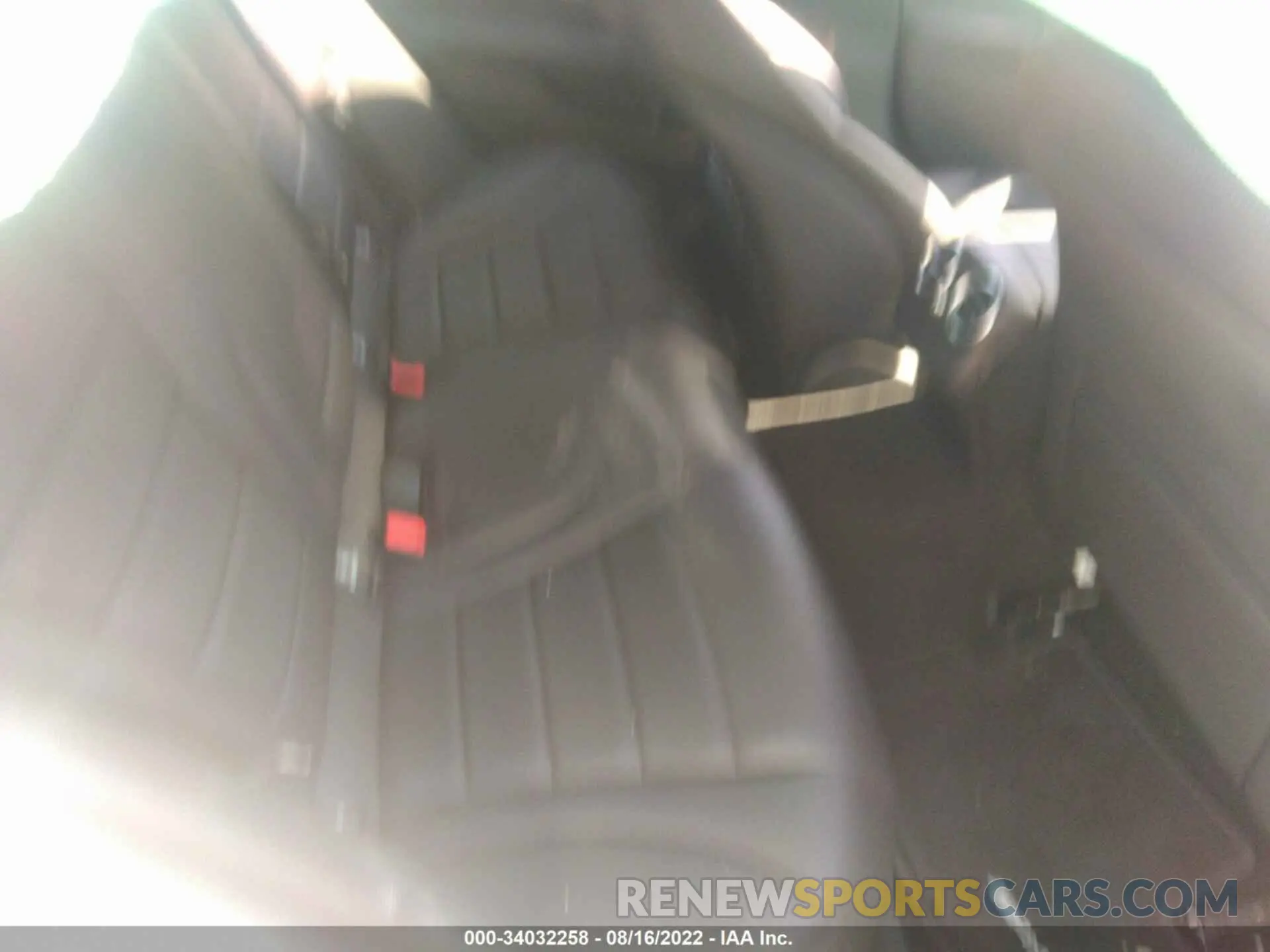 8 fotografías del automóvil dañado W1KWF8EB7MR623060 MERCEDES-BENZ C-CLASS 2021