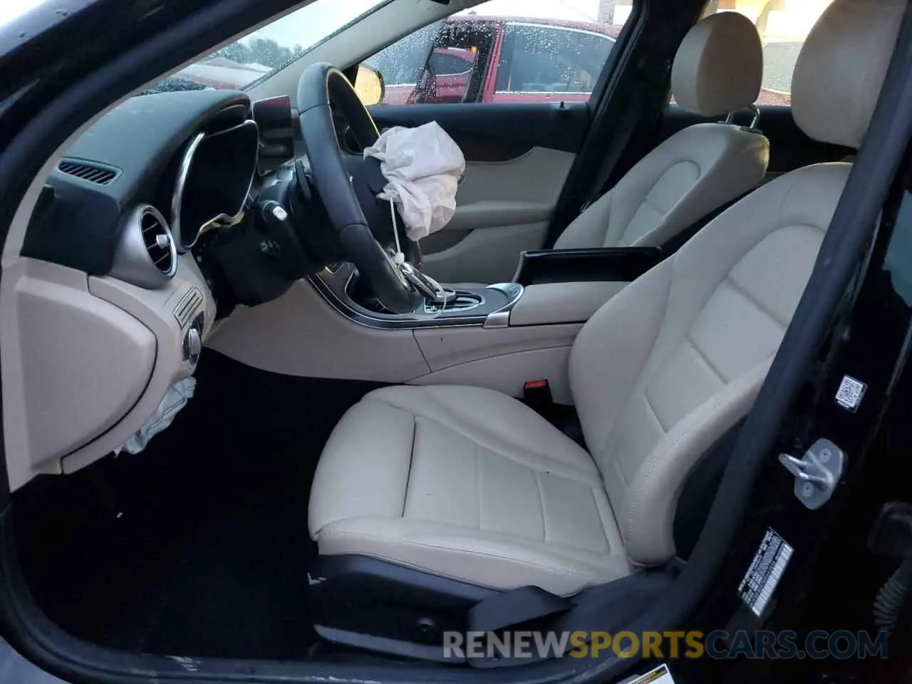 7 fotografías del automóvil dañado W1KWF8EB7MR642434 MERCEDES-BENZ C-CLASS 2021