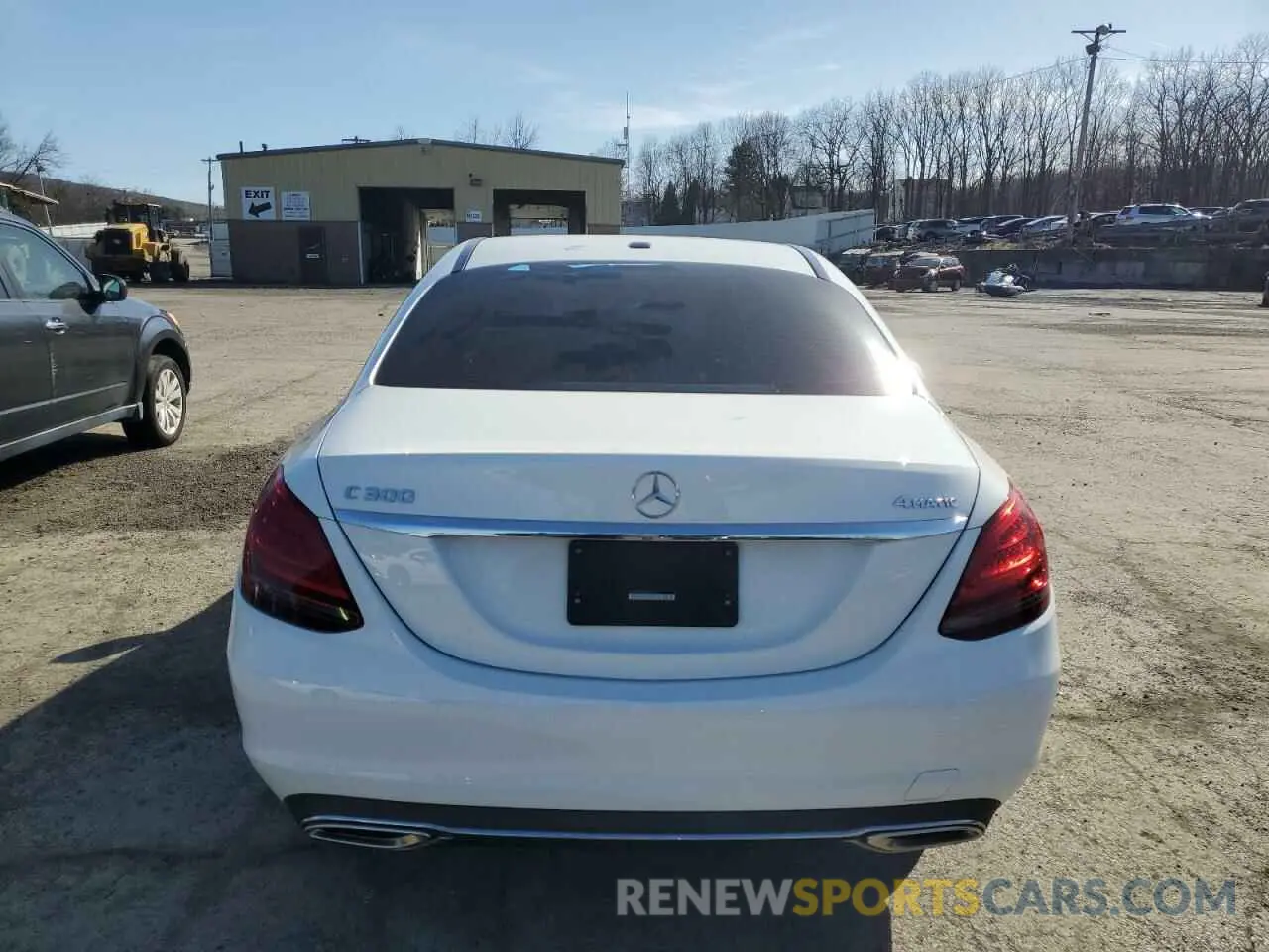 6 fotografías del automóvil dañado W1KWF8EB8MR614237 MERCEDES-BENZ C-CLASS 2021