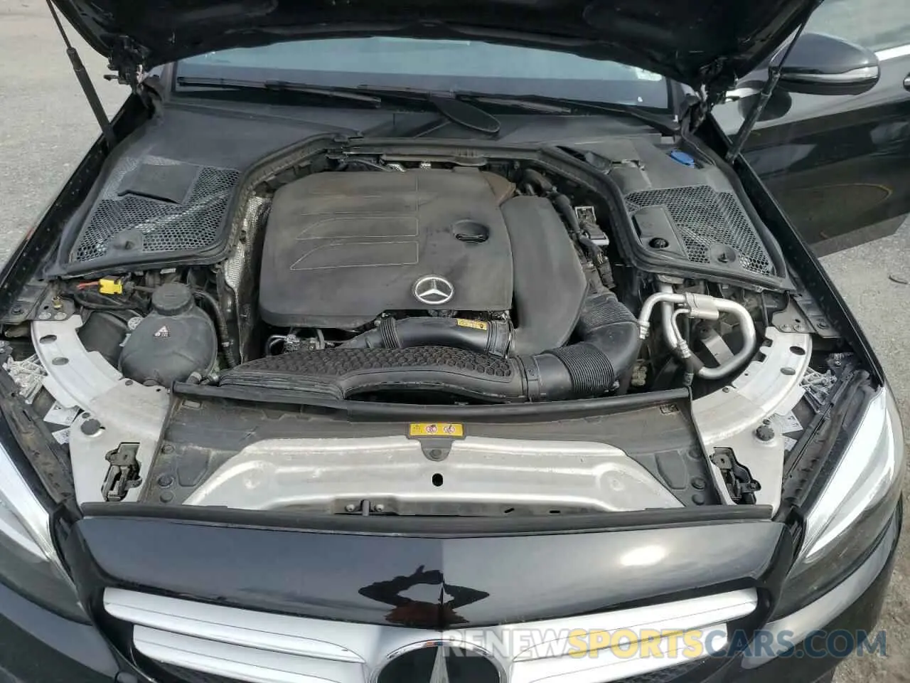 11 fotografías del automóvil dañado W1KWF8EBXMR629631 MERCEDES-BENZ C-CLASS 2021