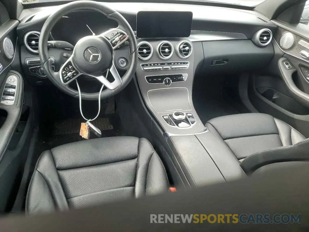 8 fotografías del automóvil dañado W1KWF8EBXMR629631 MERCEDES-BENZ C-CLASS 2021