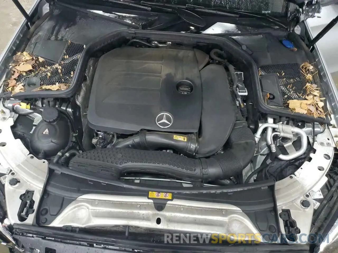 11 fotografías del automóvil dañado W1KWF8EBXMR636515 MERCEDES-BENZ C-CLASS 2021