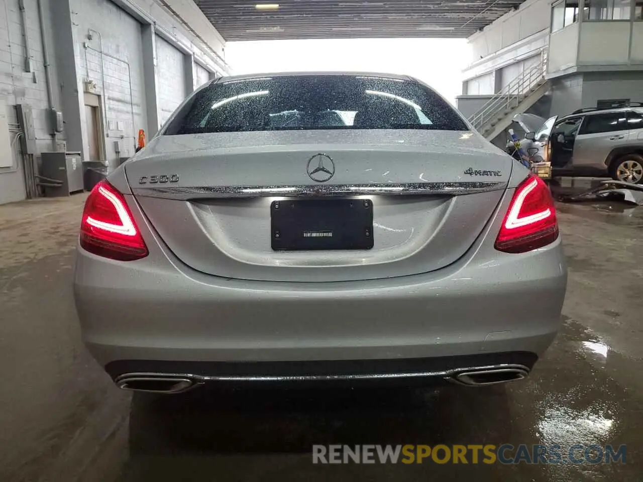 6 fotografías del automóvil dañado W1KWF8EBXMR636515 MERCEDES-BENZ C-CLASS 2021