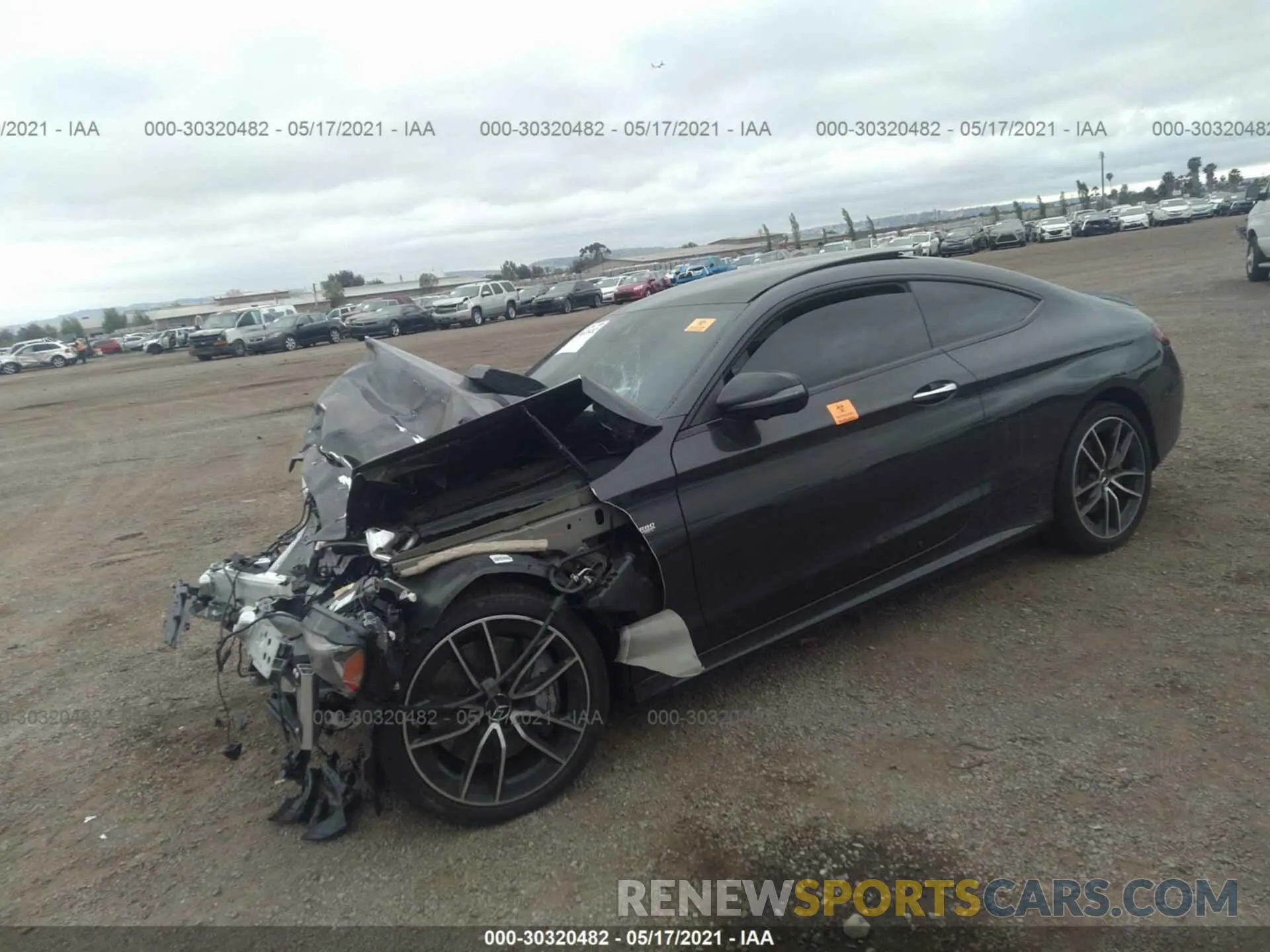 2 fotografías del automóvil dañado W1KWJ6EB5MG059715 MERCEDES-BENZ C-CLASS 2021