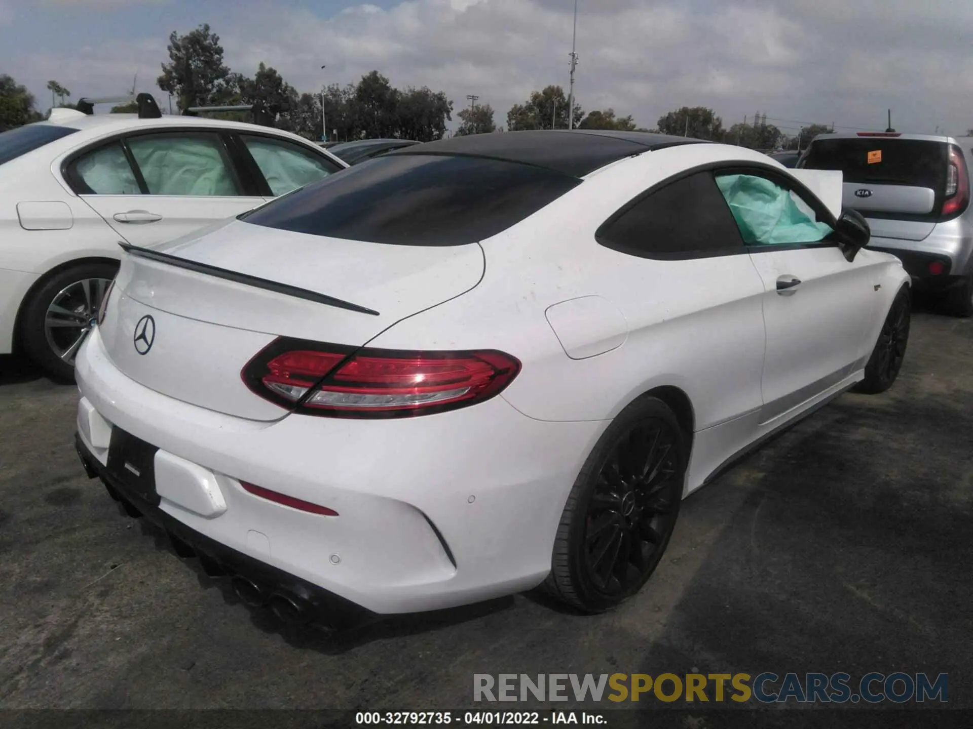 4 fotografías del automóvil dañado W1KWJ6EB5MG064834 MERCEDES-BENZ C-CLASS 2021