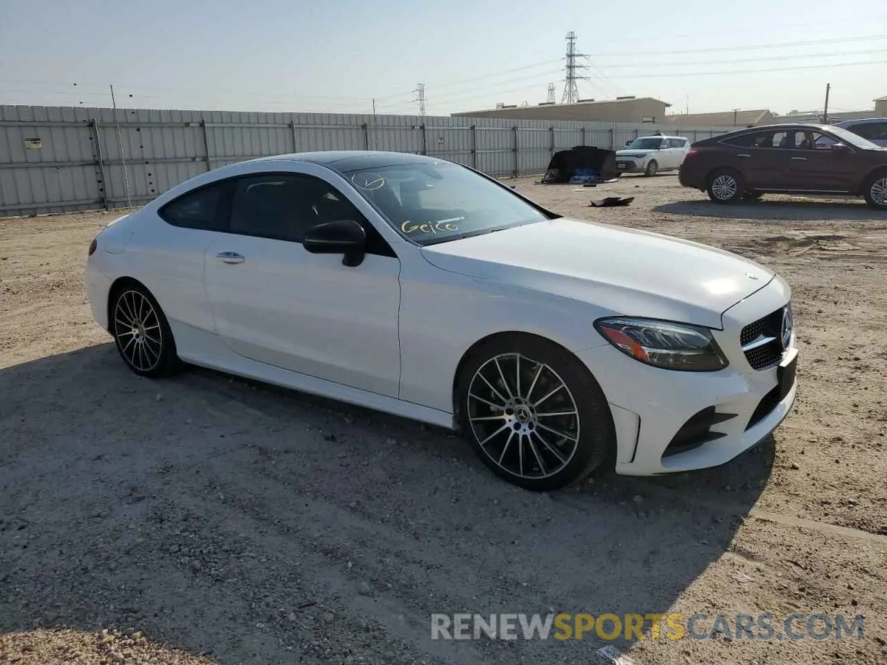 4 fotografías del automóvil dañado W1KWJ8DB1MG066996 MERCEDES-BENZ C-CLASS 2021
