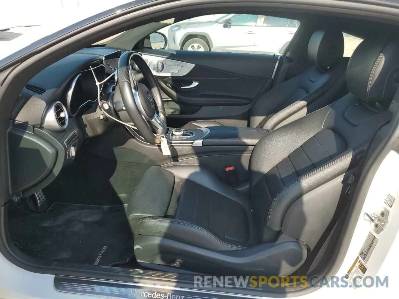 7 fotografías del automóvil dañado W1KWJ8DB1MG066996 MERCEDES-BENZ C-CLASS 2021