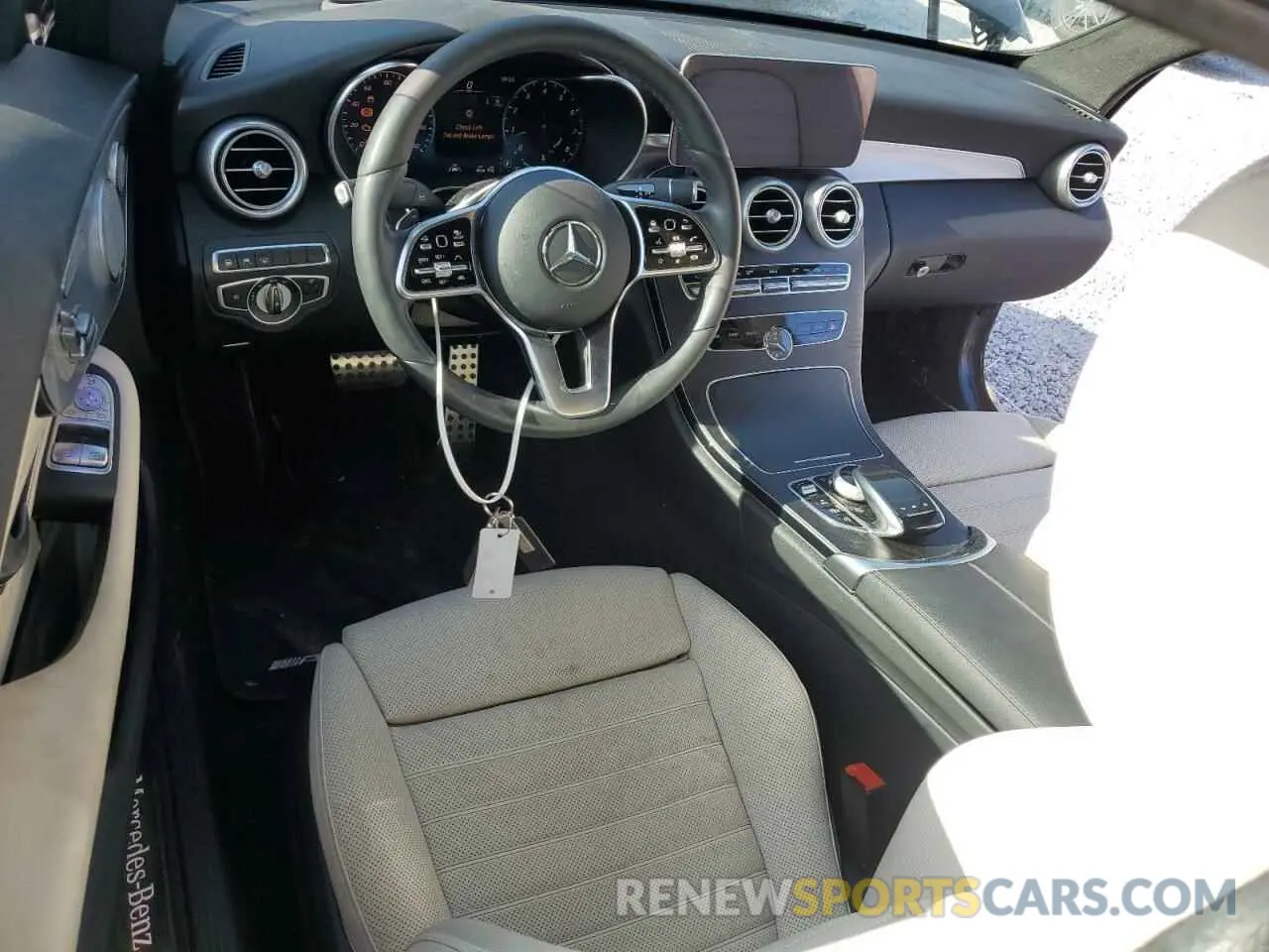 8 fotografías del automóvil dañado W1KWJ8DB3MG073786 MERCEDES-BENZ C-CLASS 2021