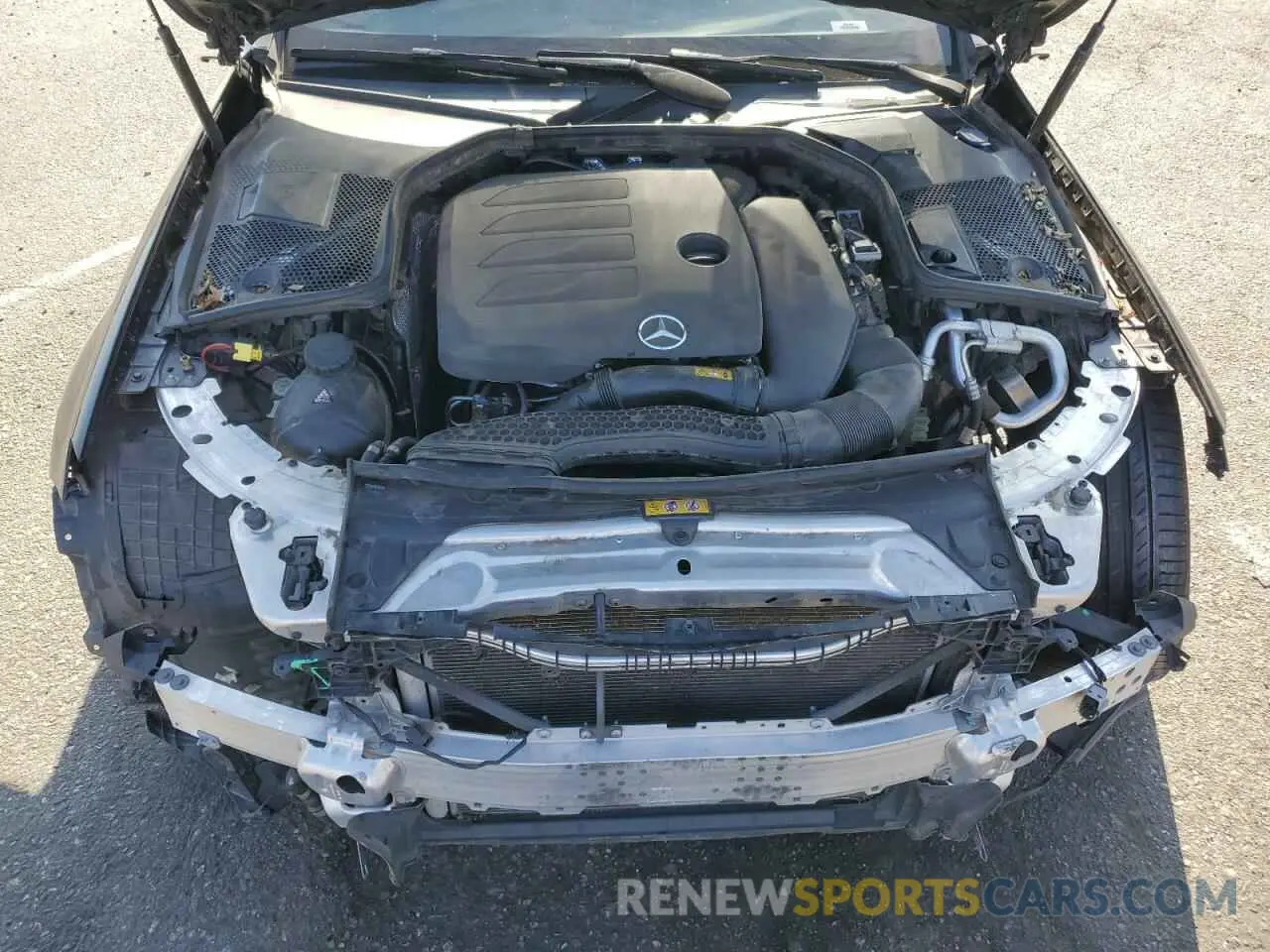 11 fotografías del automóvil dañado W1KWJ8DB3MG093522 MERCEDES-BENZ C-CLASS 2021
