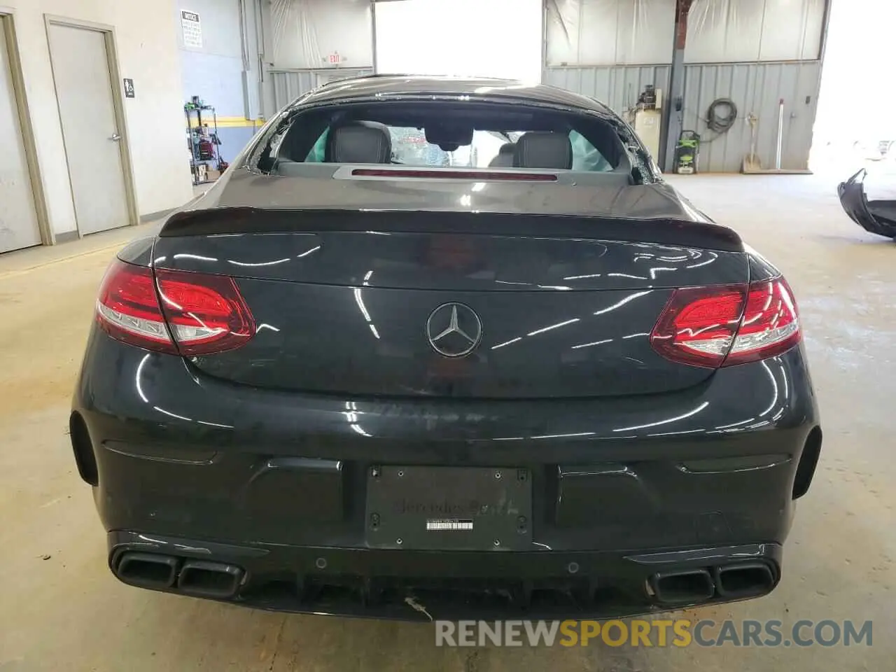 6 fotografías del automóvil dañado W1KWJ8HB1MG056110 MERCEDES-BENZ C-CLASS 2021