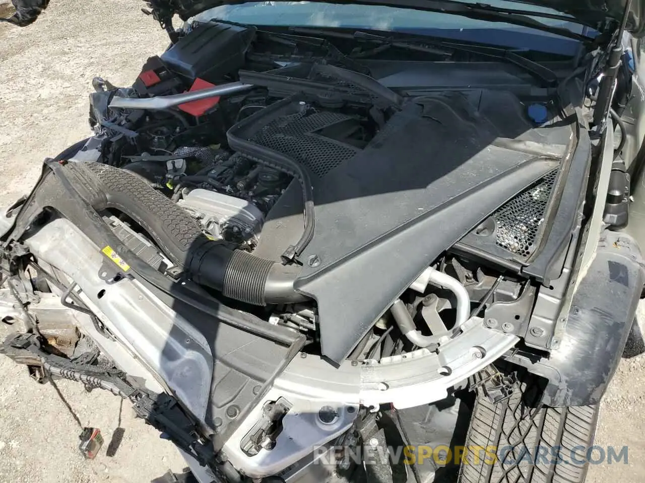 12 fotografías del automóvil dañado W1KWK8DB7MG049195 MERCEDES-BENZ C-CLASS 2021