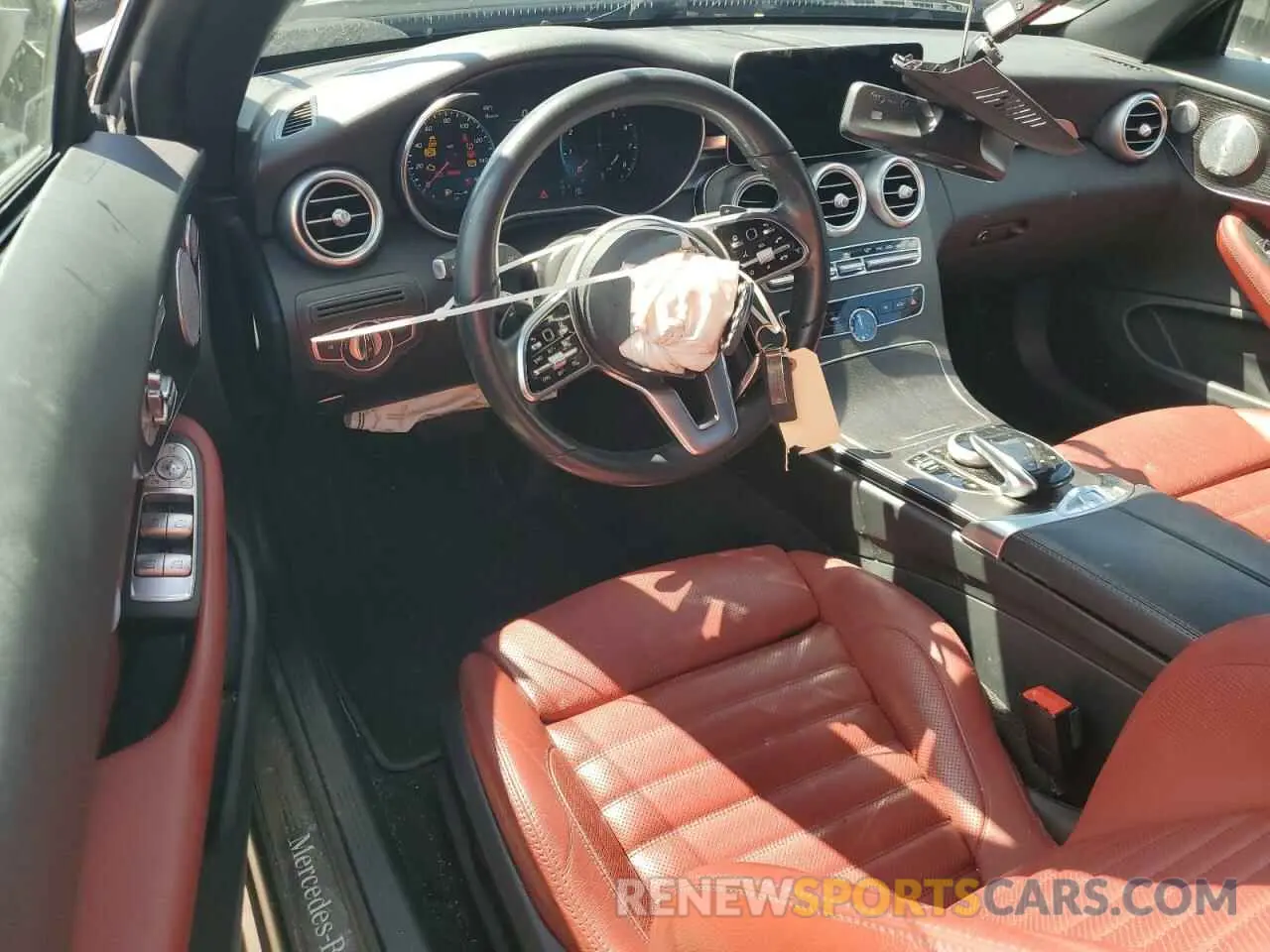 8 fotografías del automóvil dañado W1KWK8DB7MG049195 MERCEDES-BENZ C-CLASS 2021