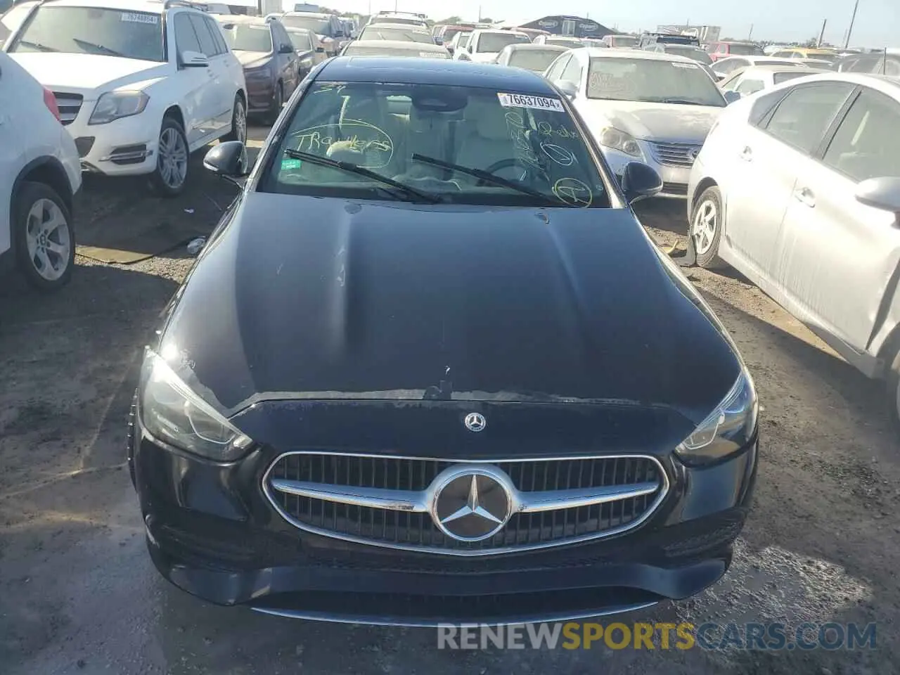 5 fotografías del automóvil dañado W1KAF4GB4NR053472 MERCEDES-BENZ C-CLASS 2022