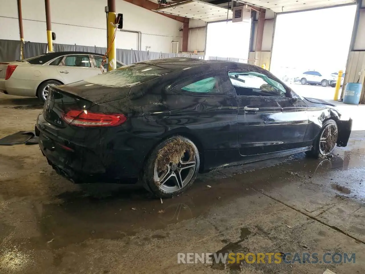 3 fotografías del automóvil dañado W1KWJ6EB8NG112506 MERCEDES-BENZ C-CLASS 2022