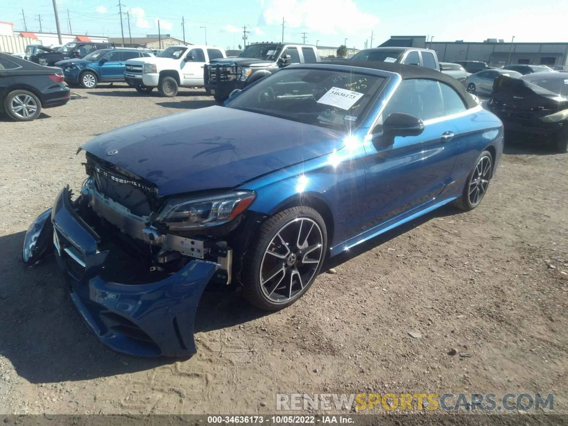 2 fotografías del automóvil dañado W1KWK8DB7NG111258 MERCEDES-BENZ C-CLASS 2022