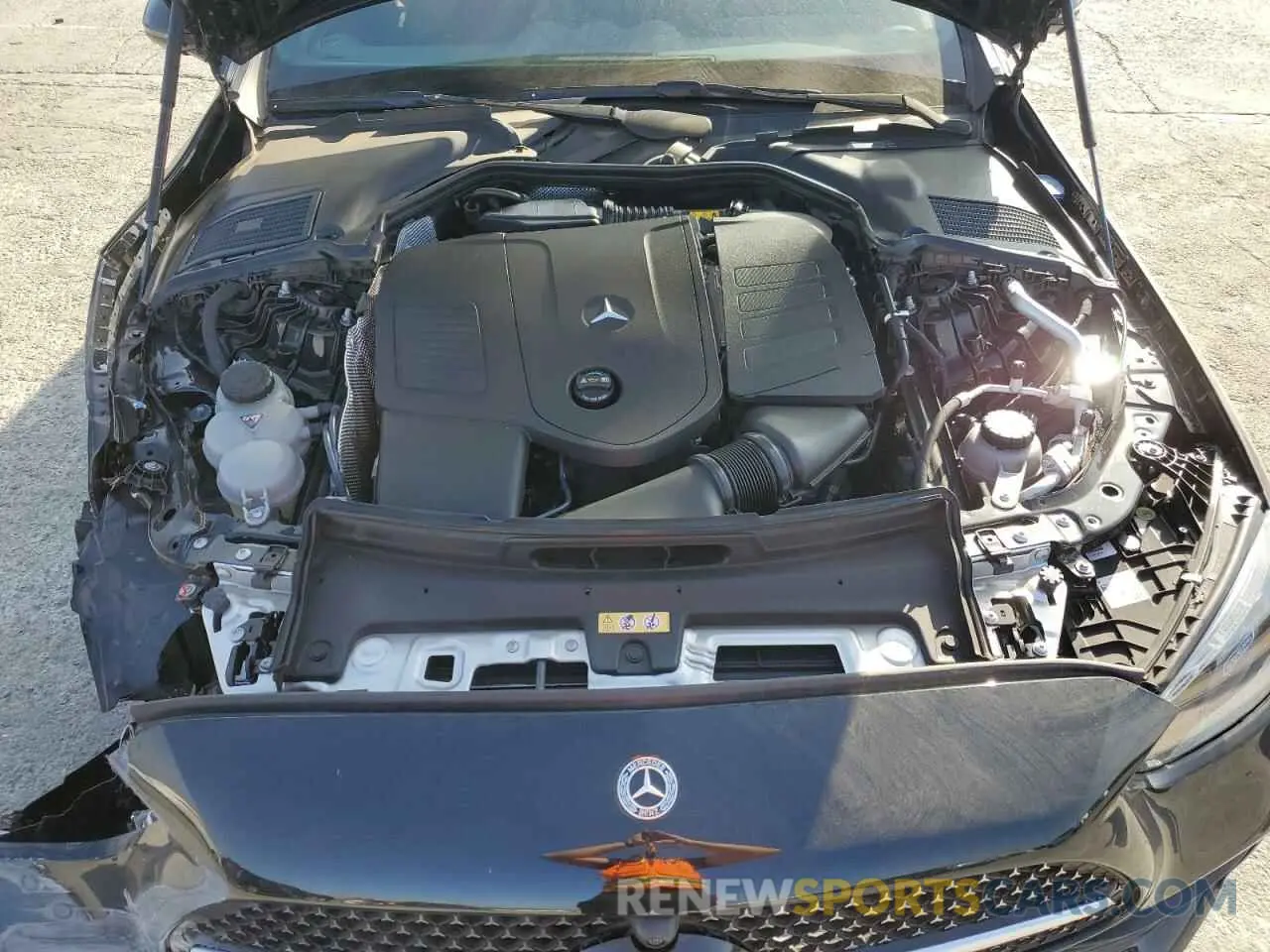 11 fotografías del automóvil dañado W1KAF4GB1PR135033 MERCEDES-BENZ C-CLASS 2023