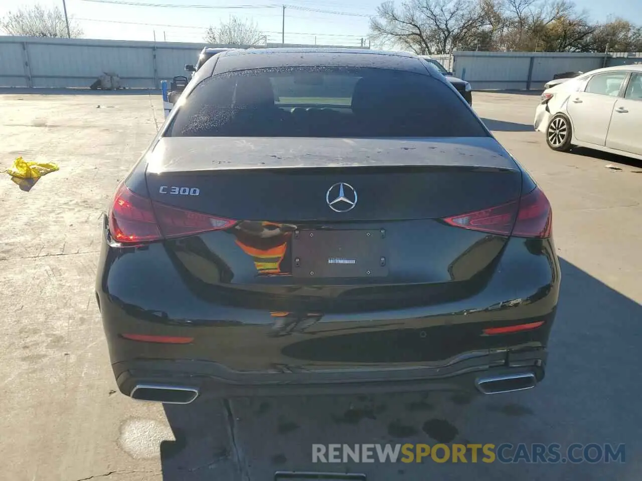 6 fotografías del automóvil dañado W1KAF4GB1PR141592 MERCEDES-BENZ C-CLASS 2023